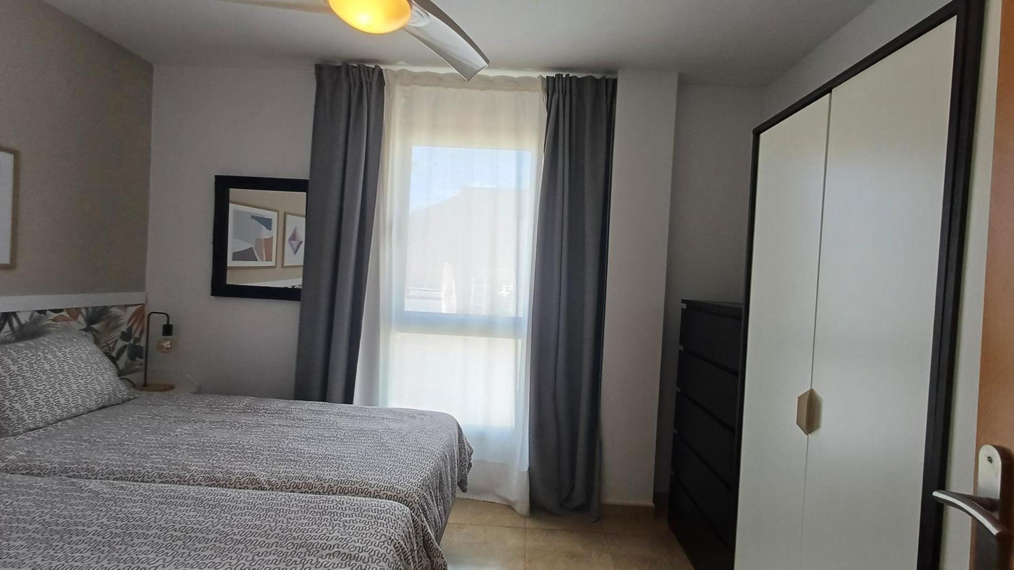 Modern House With 2 Bedrooms Near The Beach Castillo del Romeral Buitenkant foto